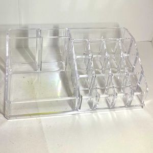CLEAR ACRYLIC LIPSTICKS/MAKE UP ORGANIZER